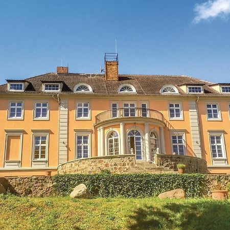 Herrenhaus Luebbenow Экстерьер фото