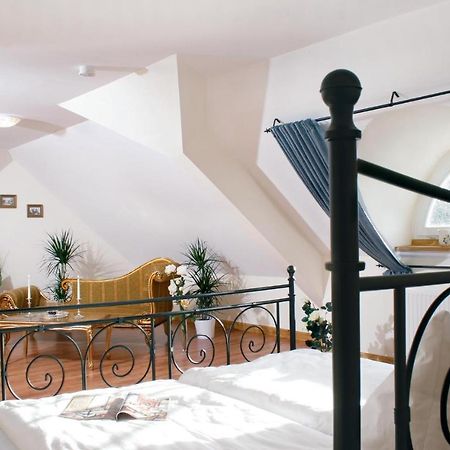 Herrenhaus Luebbenow Экстерьер фото
