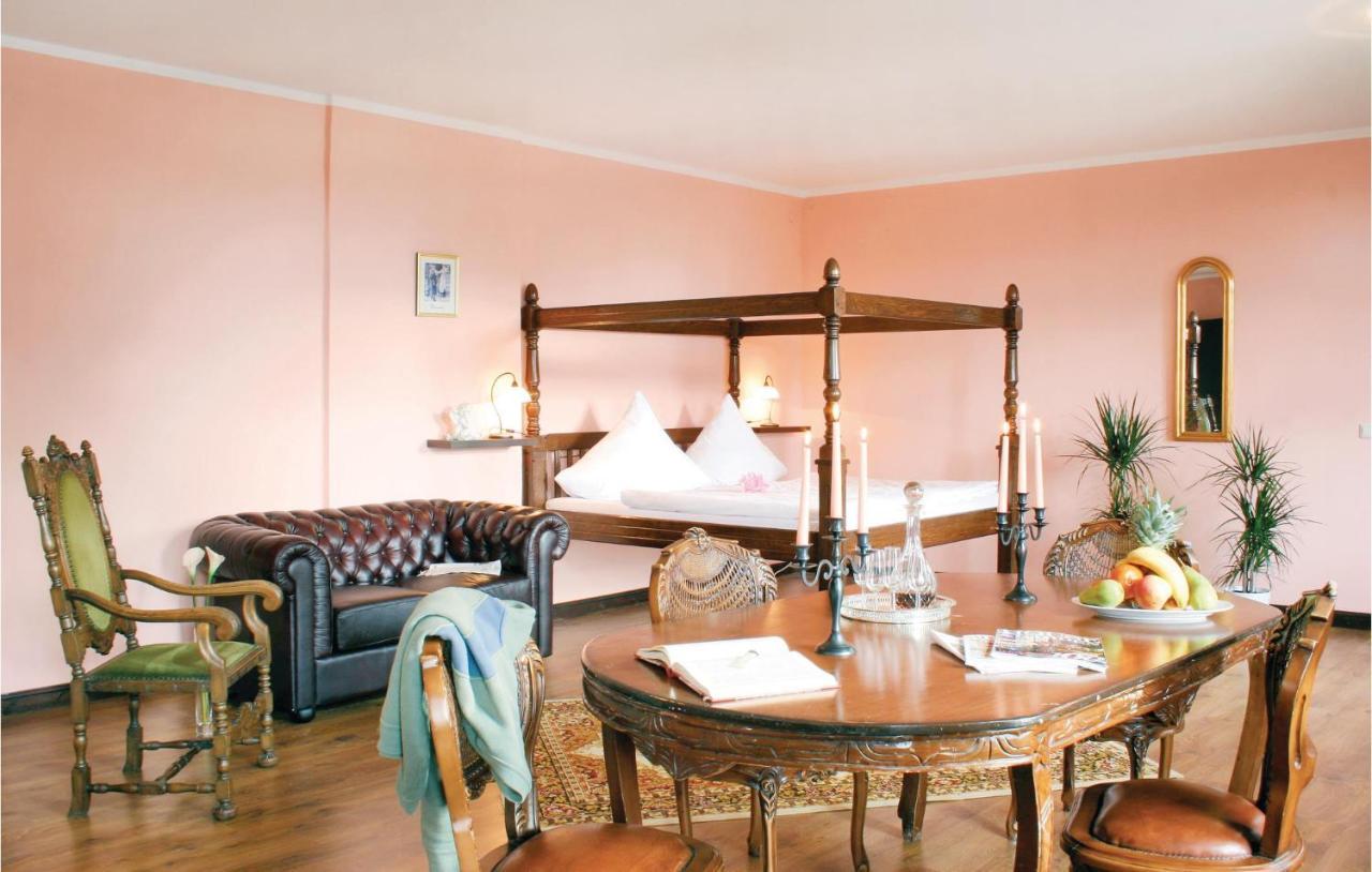 Herrenhaus Luebbenow Экстерьер фото